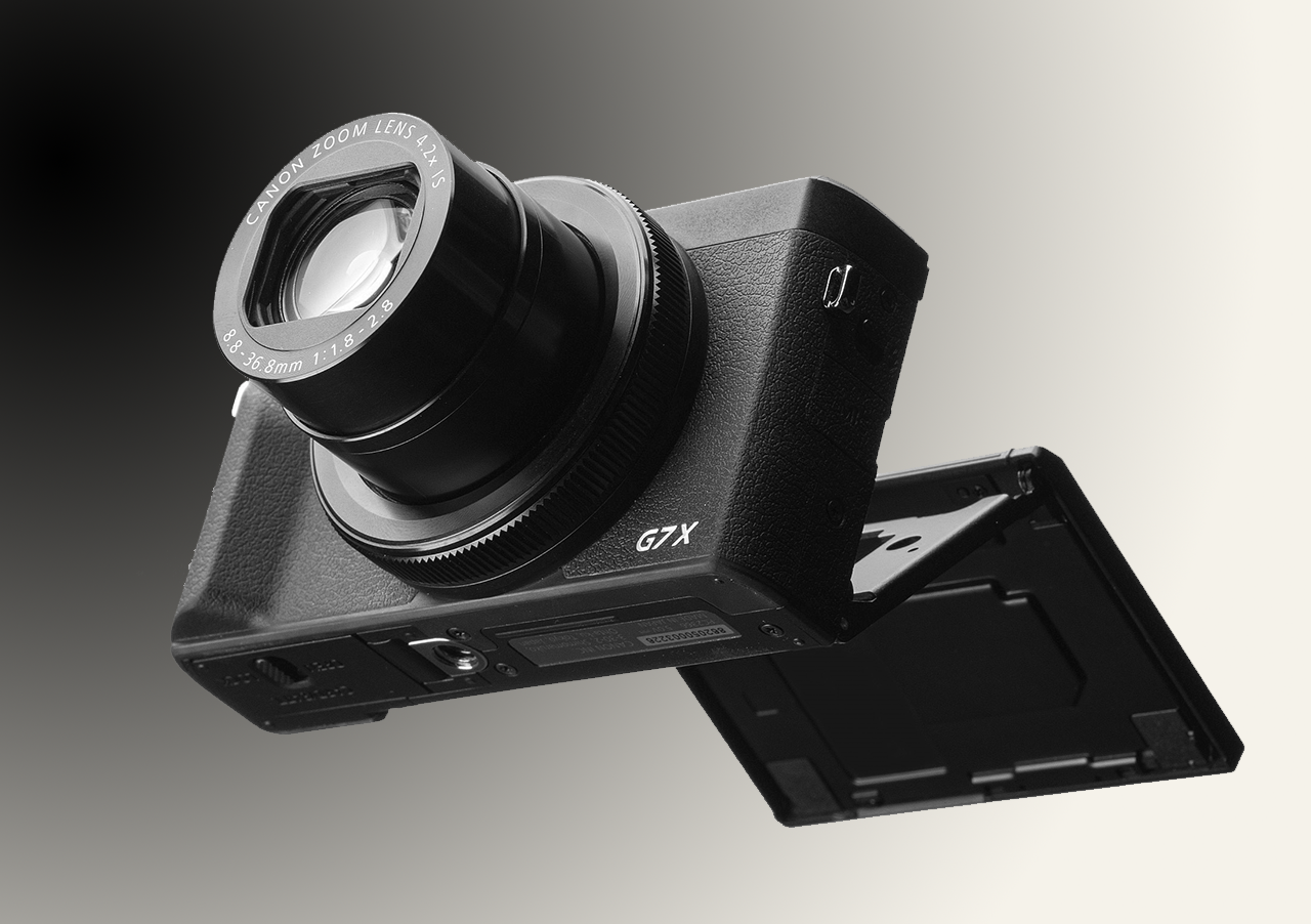 Canon G7 Mark III tiene pantalla plegable