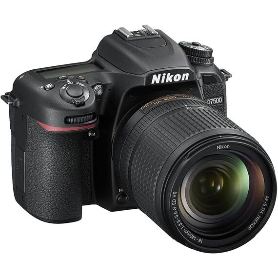 Nikon D7500 + 18-140mm f/3.5-5.6G ED VR
