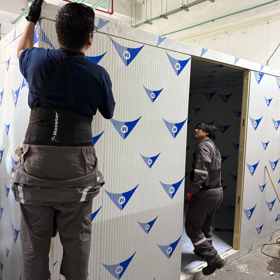 Cámara de Refrigeración de 13m x 6.5m x 3.5m