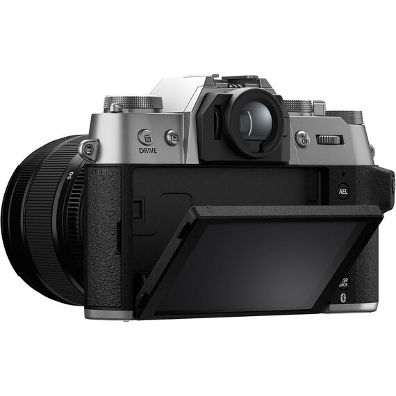 Fujifilm X-T50 Mirrorless con lente XC 15-45mm F/3.5-5.6 (Plata)
