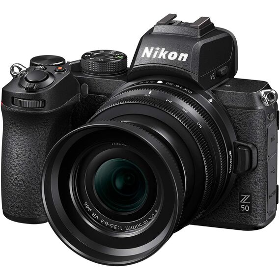 Cámara Nikon Z 50 con Lente NIKKOR Z DX 16-50mm f/3.5-6.3 VR